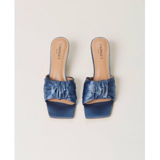 Satin sandals with knot