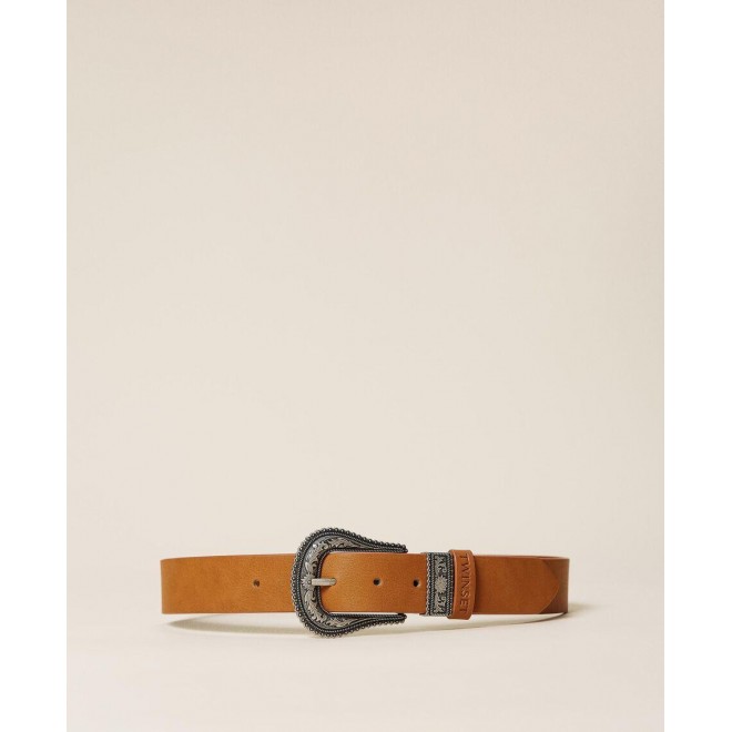 Leather belt with Texas buckle